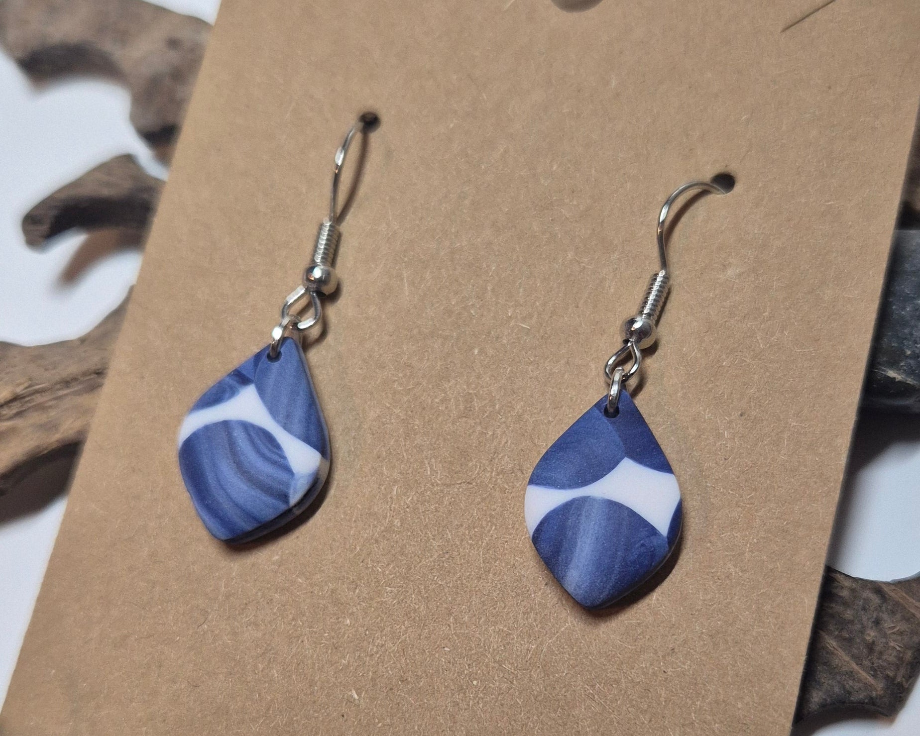 White&Blue Small Drop